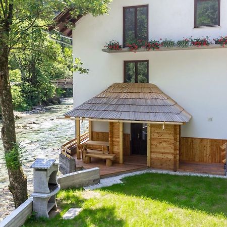 Krivec Apartment Luče Exterior foto